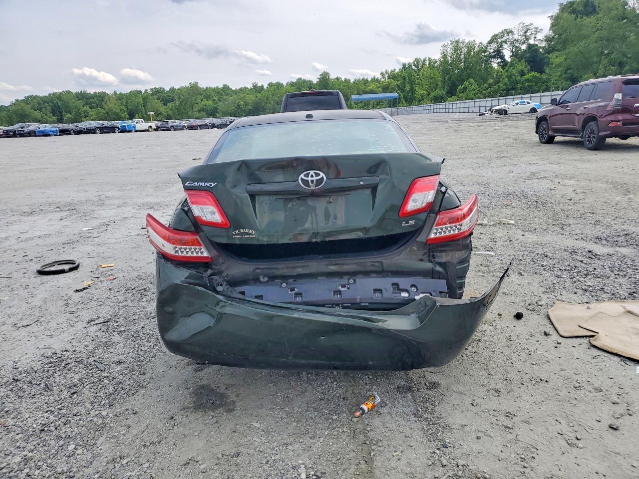 2010 TOYOTA CAMRY