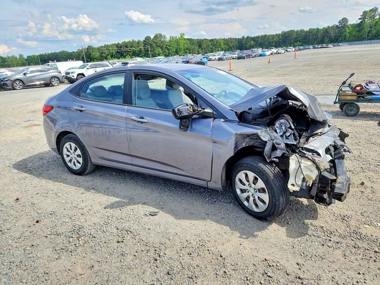2016 HYUNDAI ACCENT