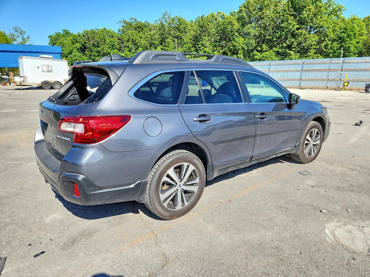 2018 SUBARU Outback