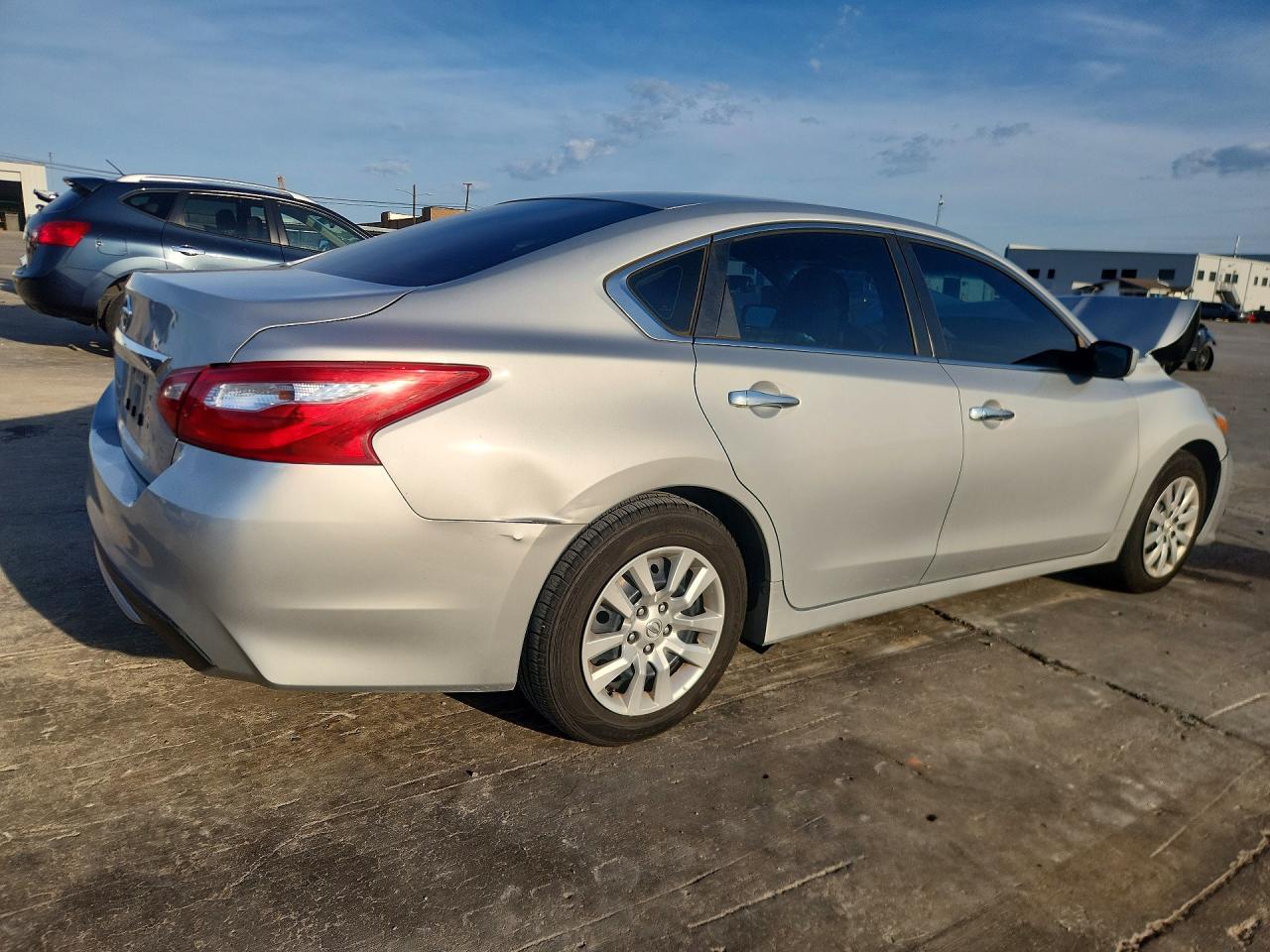 2017 NISSAN ALTIMA