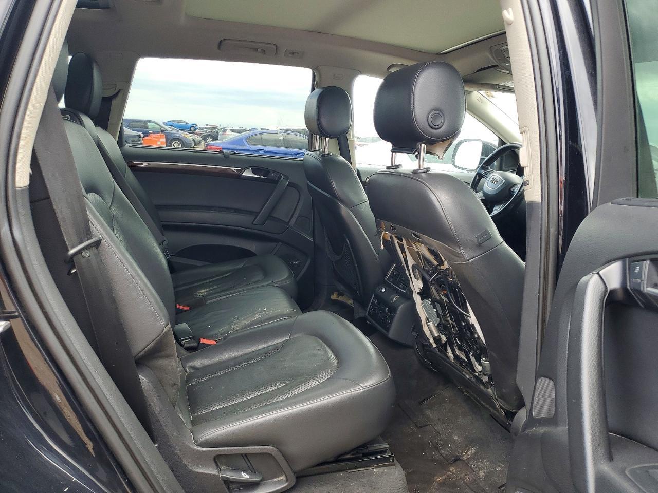 2012 AUDI Q7