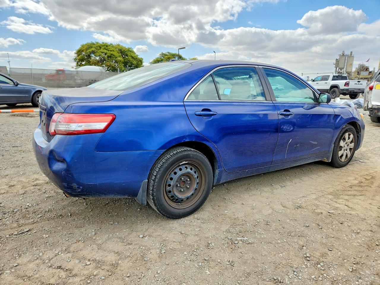 2010 TOYOTA CAMRY