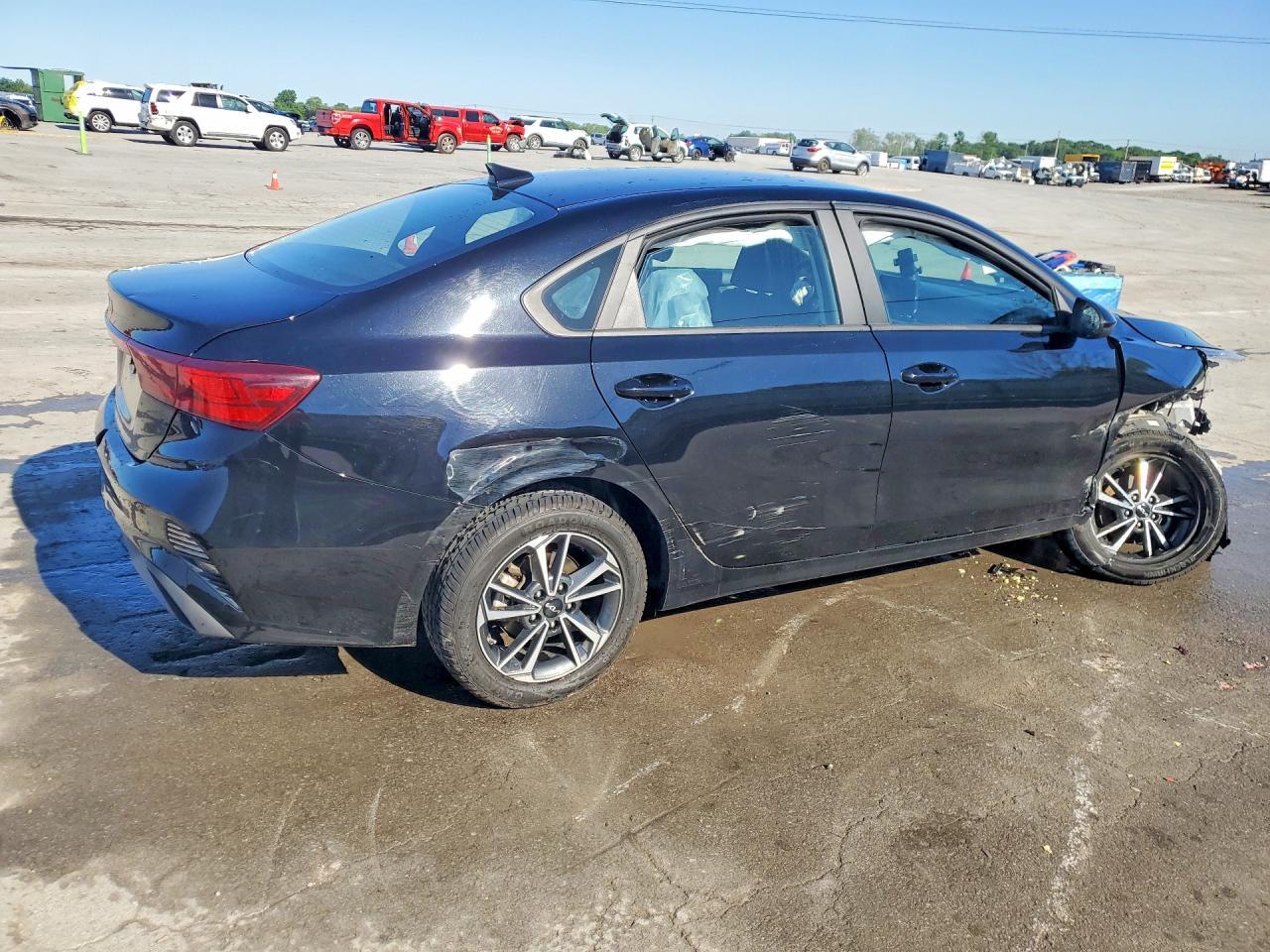 2023 KIA FORTE