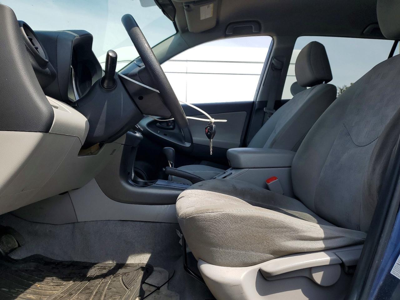2011 TOYOTA RAV4