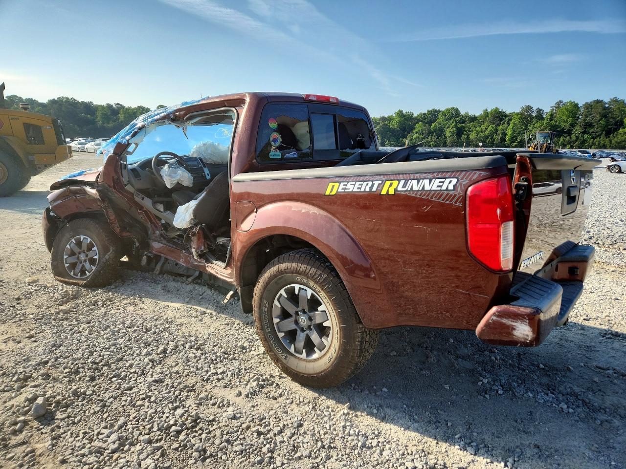 2016 NISSAN Frontier