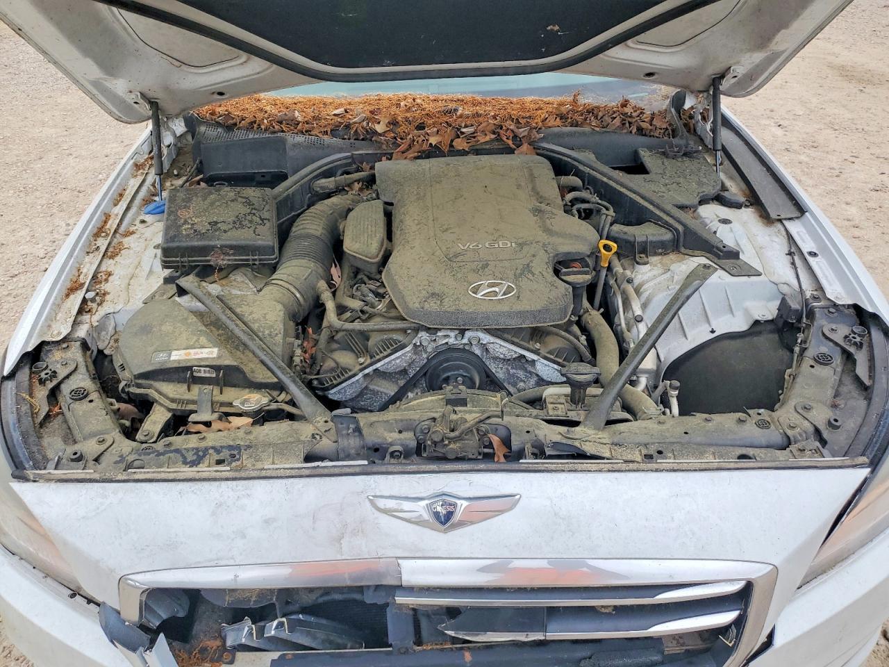 2015 HYUNDAI GENESIS