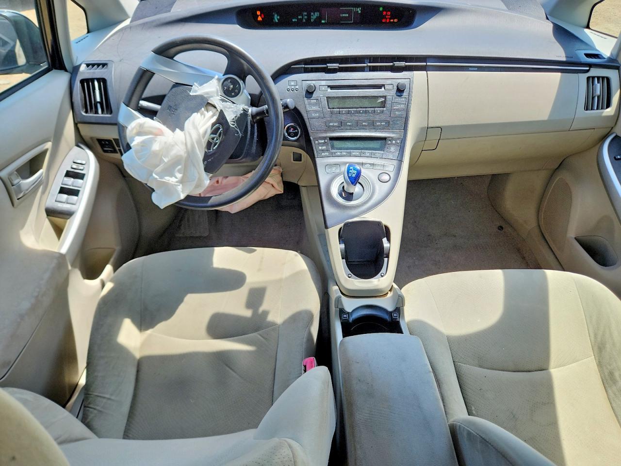2011 TOYOTA PRIUS