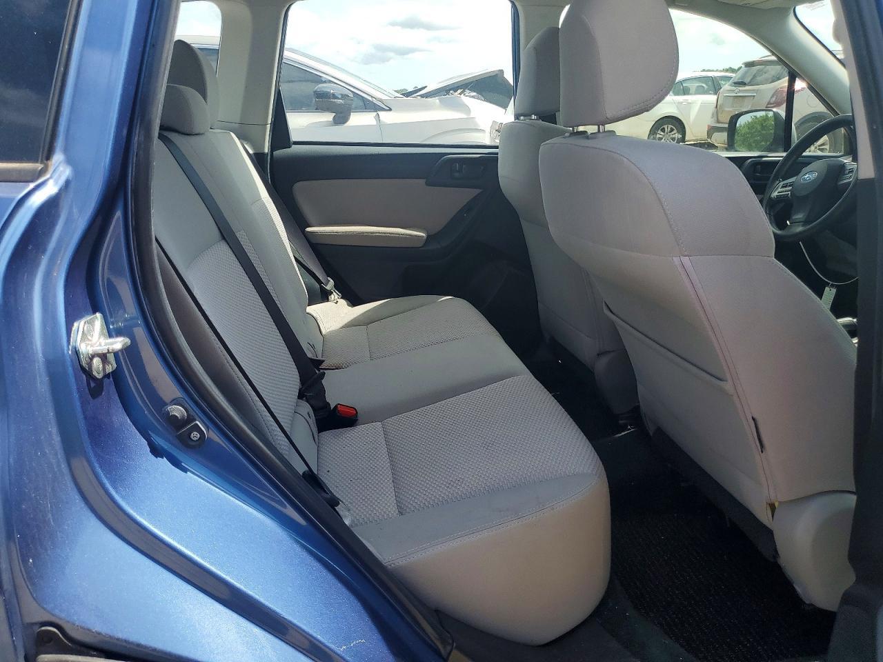 2015 SUBARU FORESTER