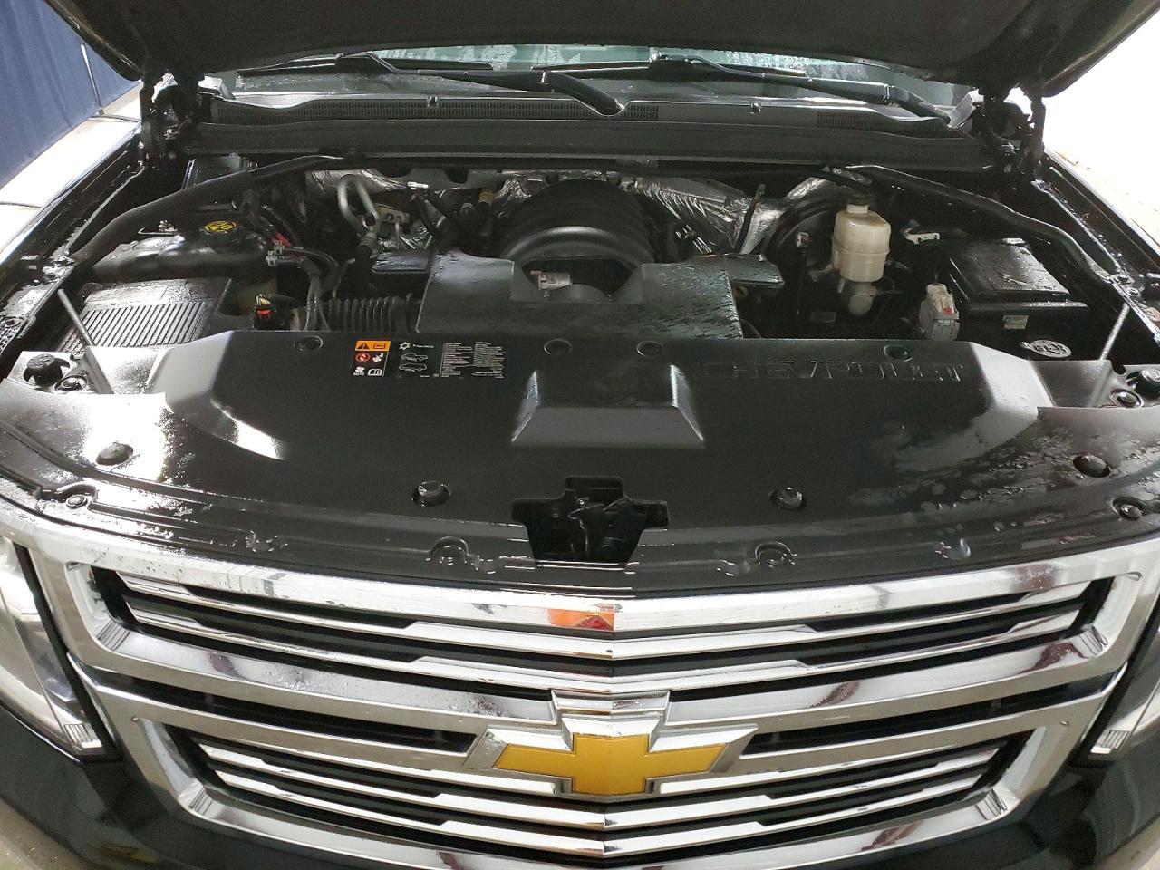 2016 CHEVROLET Suburban
