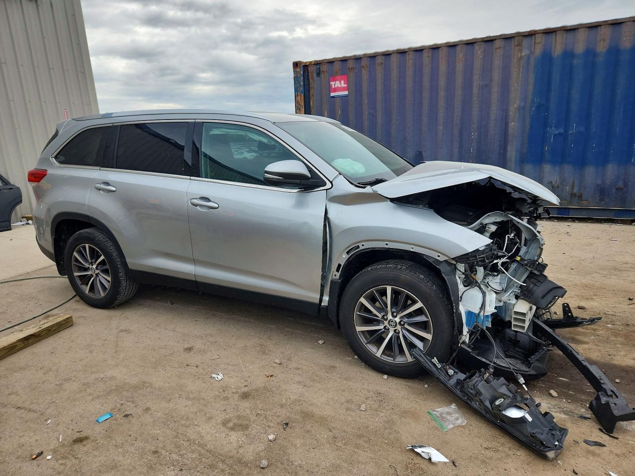 2019 TOYOTA HIGHLANDER