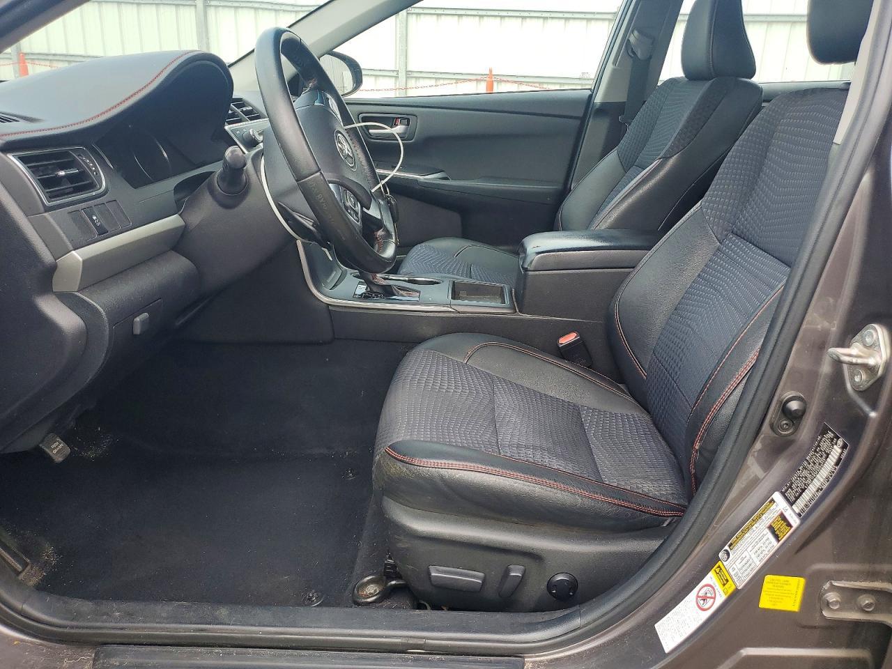 2015 TOYOTA CAMRY