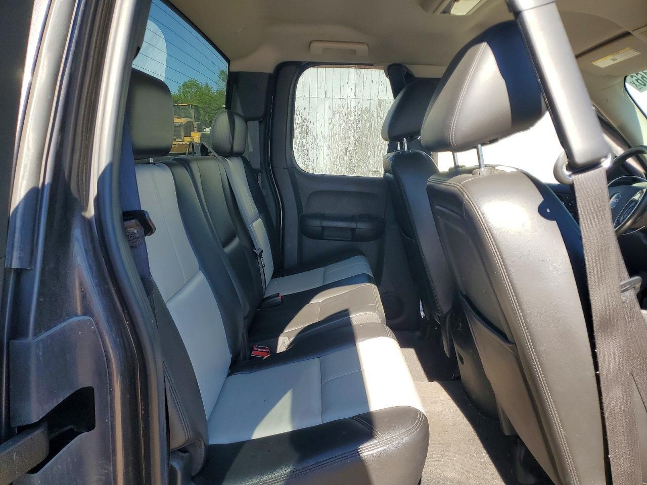 2010 GMC Sierra