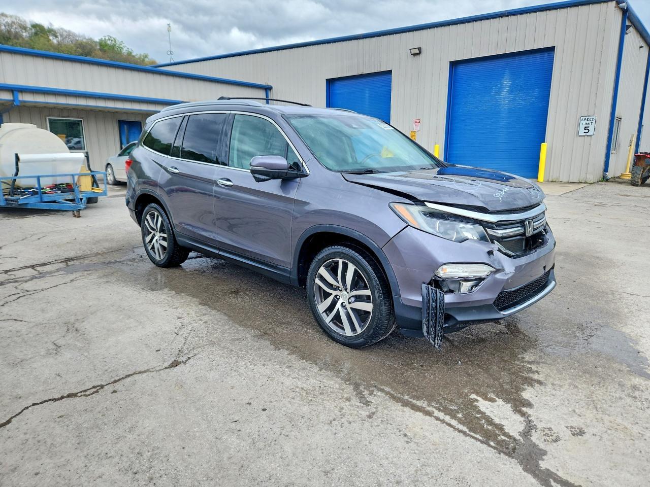 2017 HONDA PILOT