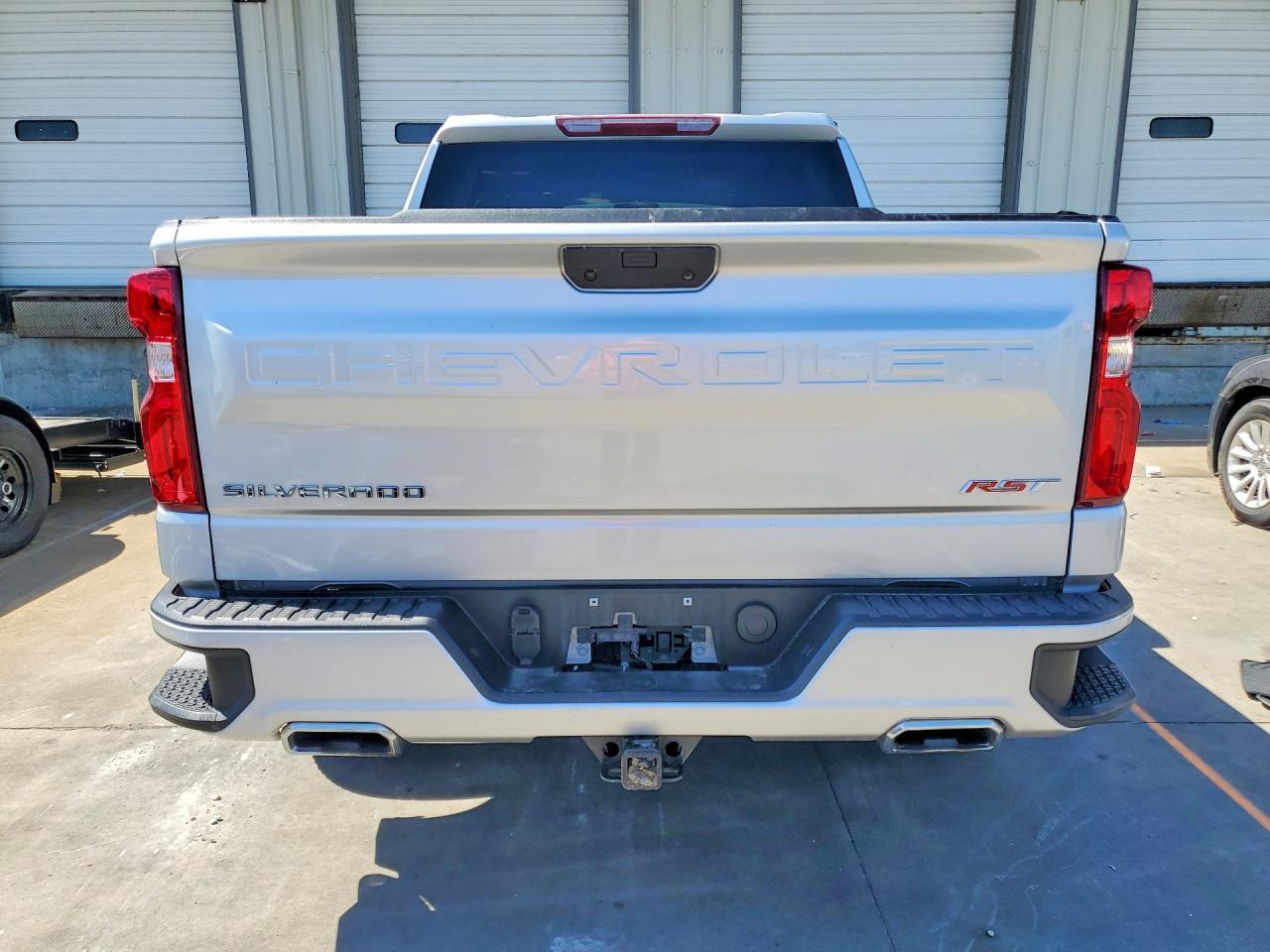 2021 CHEVROLET Silverado