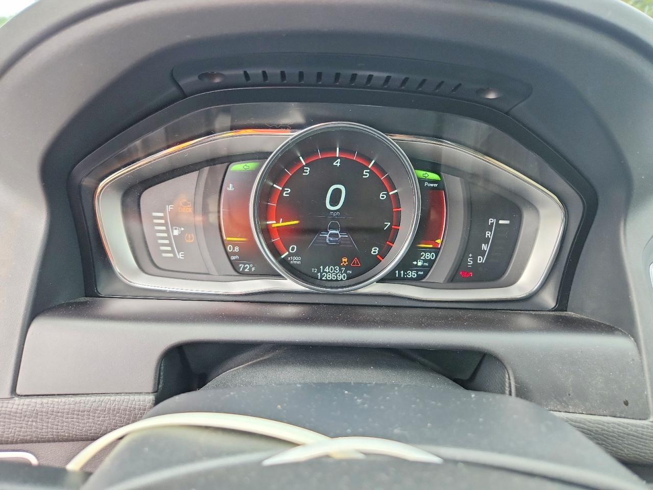2016 VOLVO XC60