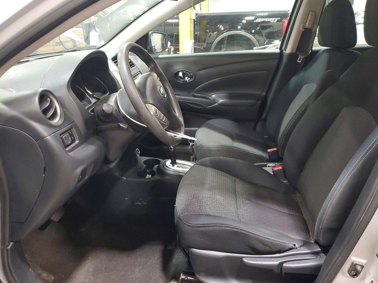 2017 NISSAN VERSA