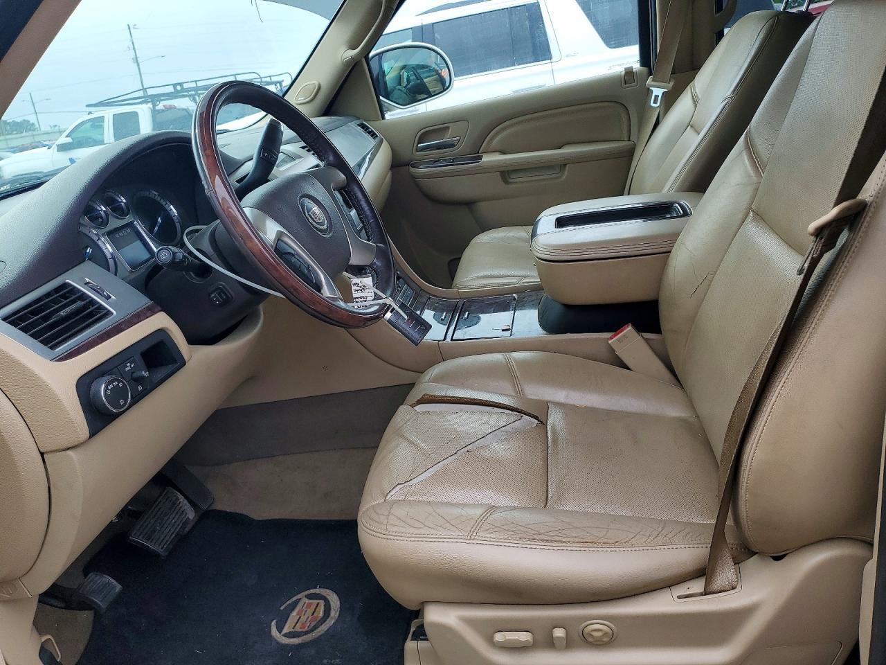 2013 CADILLAC ESCALADE