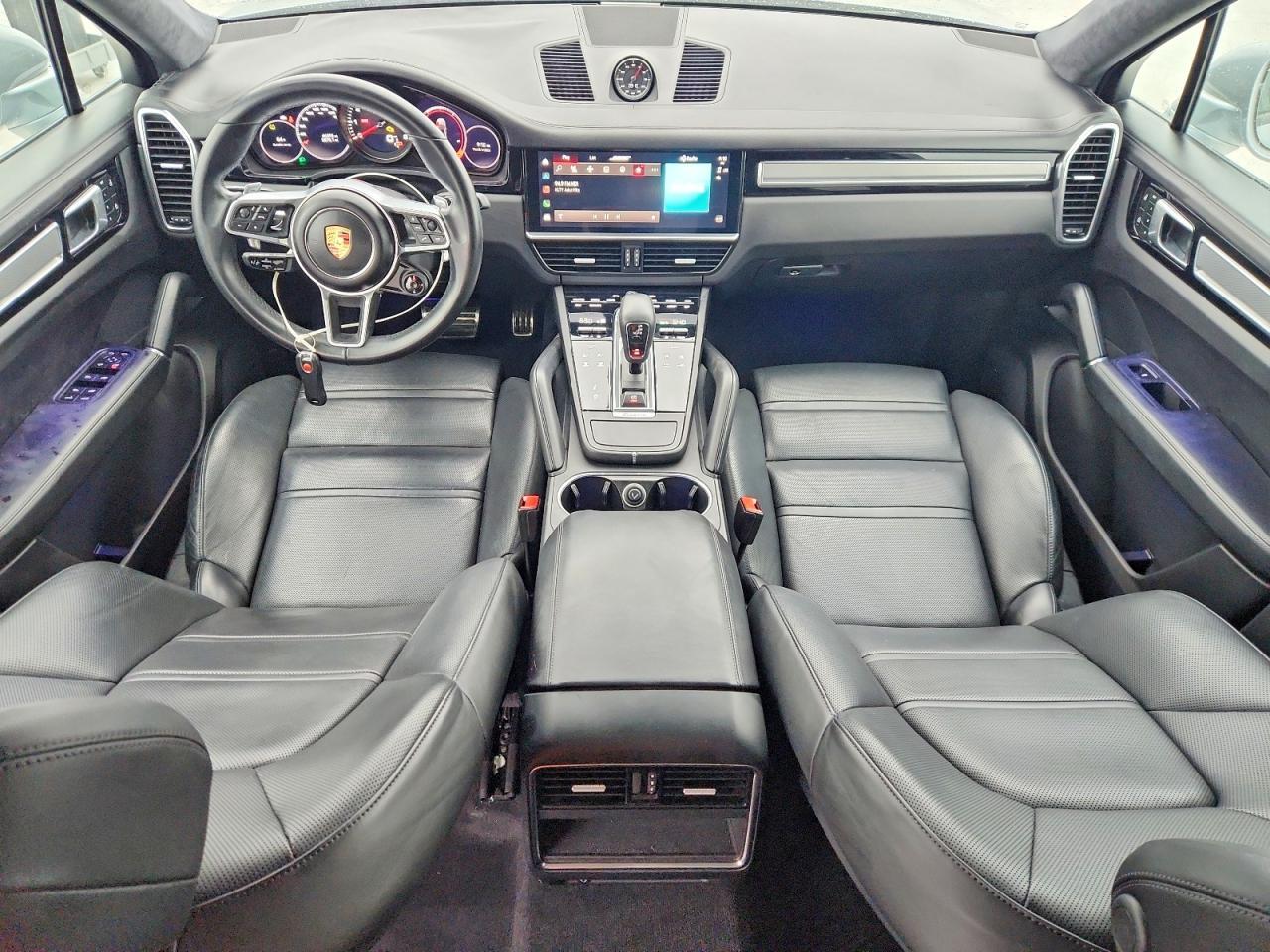 2023 PORSCHE CAYENNE