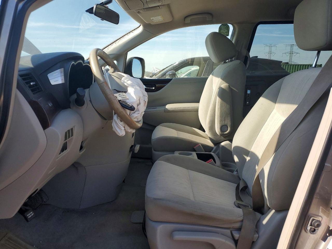 2013 NISSAN Quest