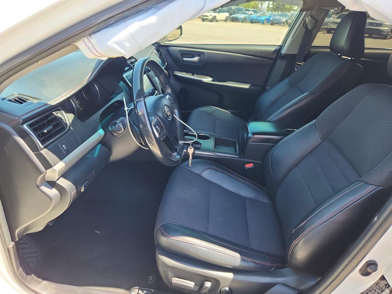 2017 TOYOTA CAMRY