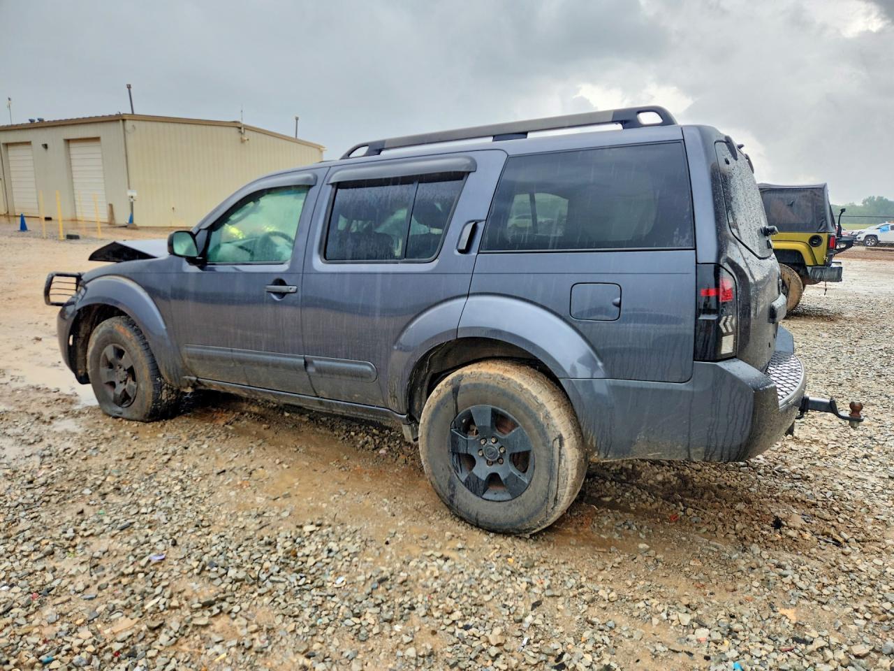 2010 NISSAN PATHFINDER