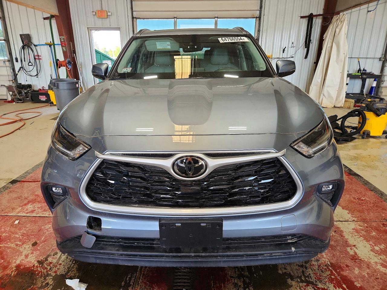 2021 TOYOTA HIGHLANDER