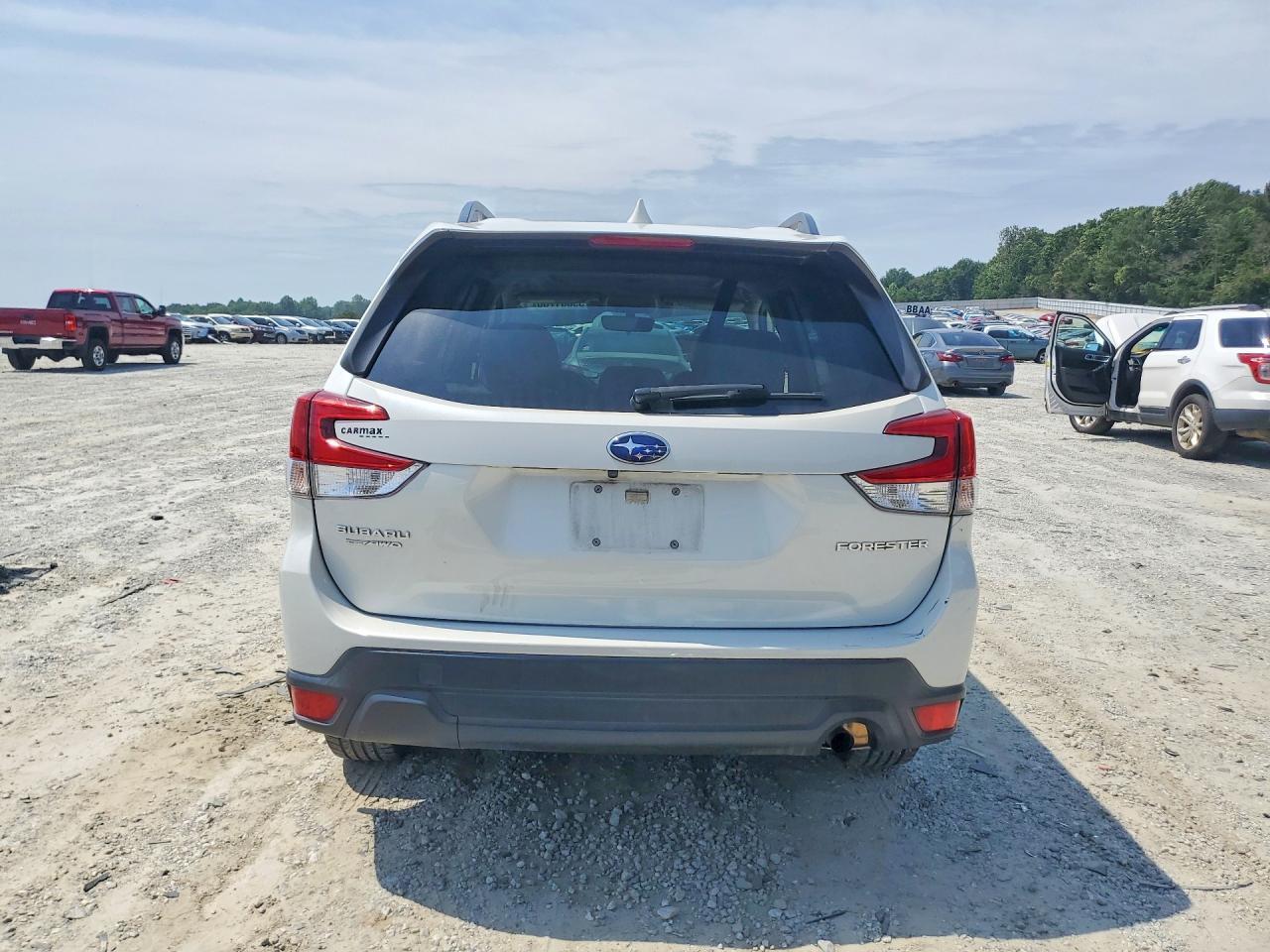 2020 SUBARU FORESTER