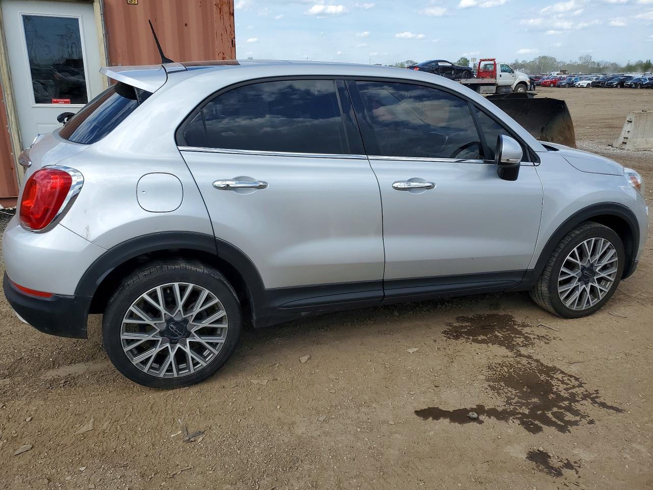 2017 FIAT 500X