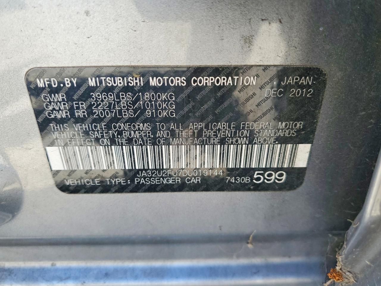2013 MITSUBISHI LANCER