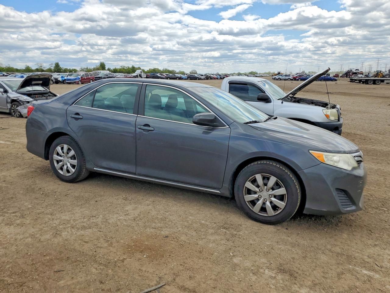 2012 TOYOTA CAMRY