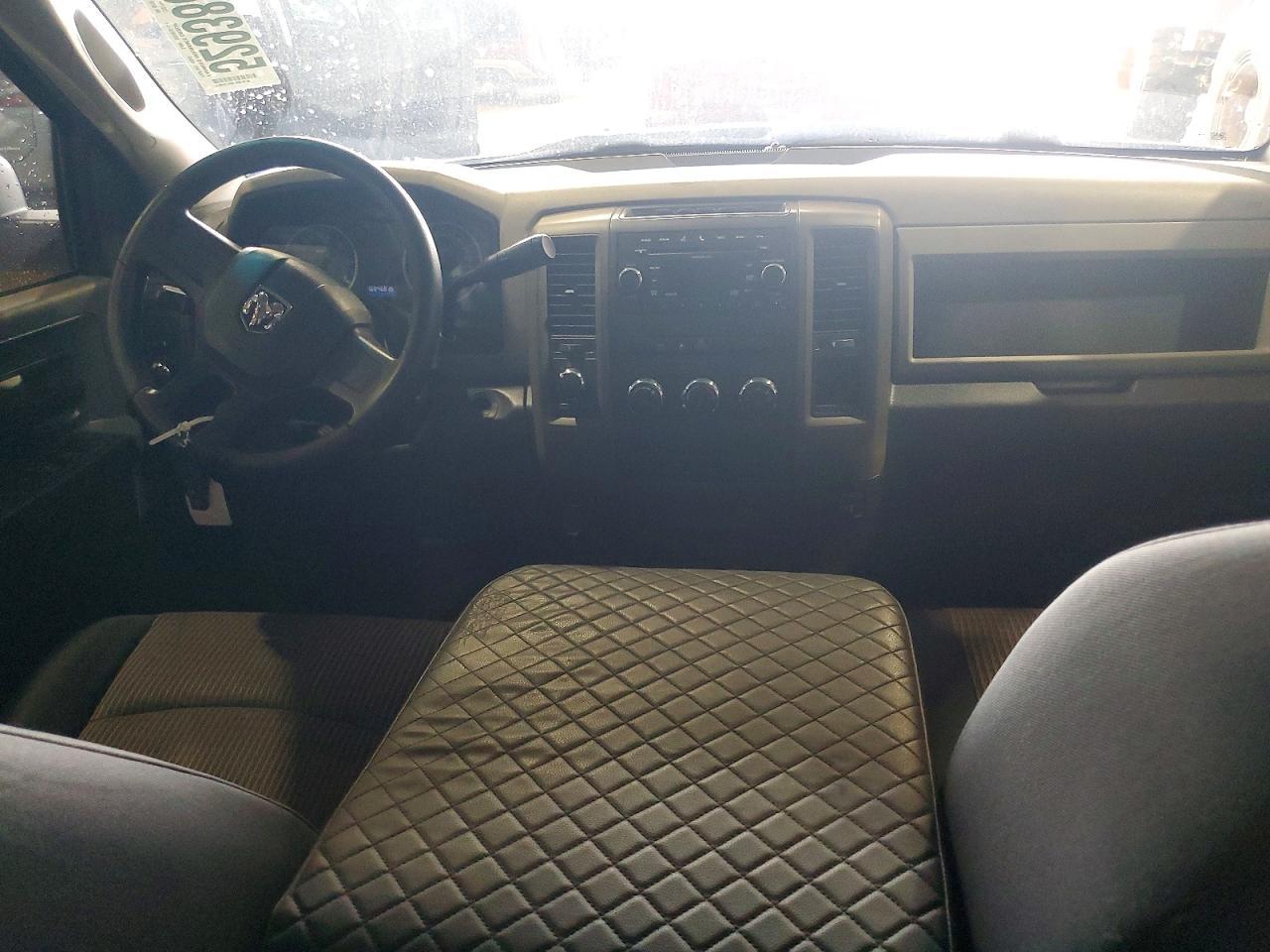 2011 DODGE RAM 1500