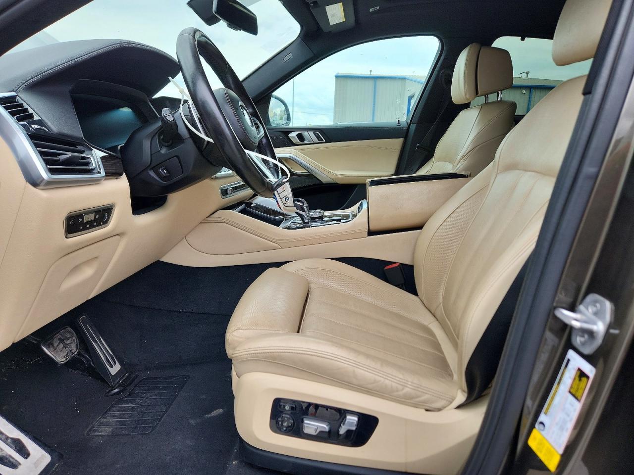 2021 BMW X6
