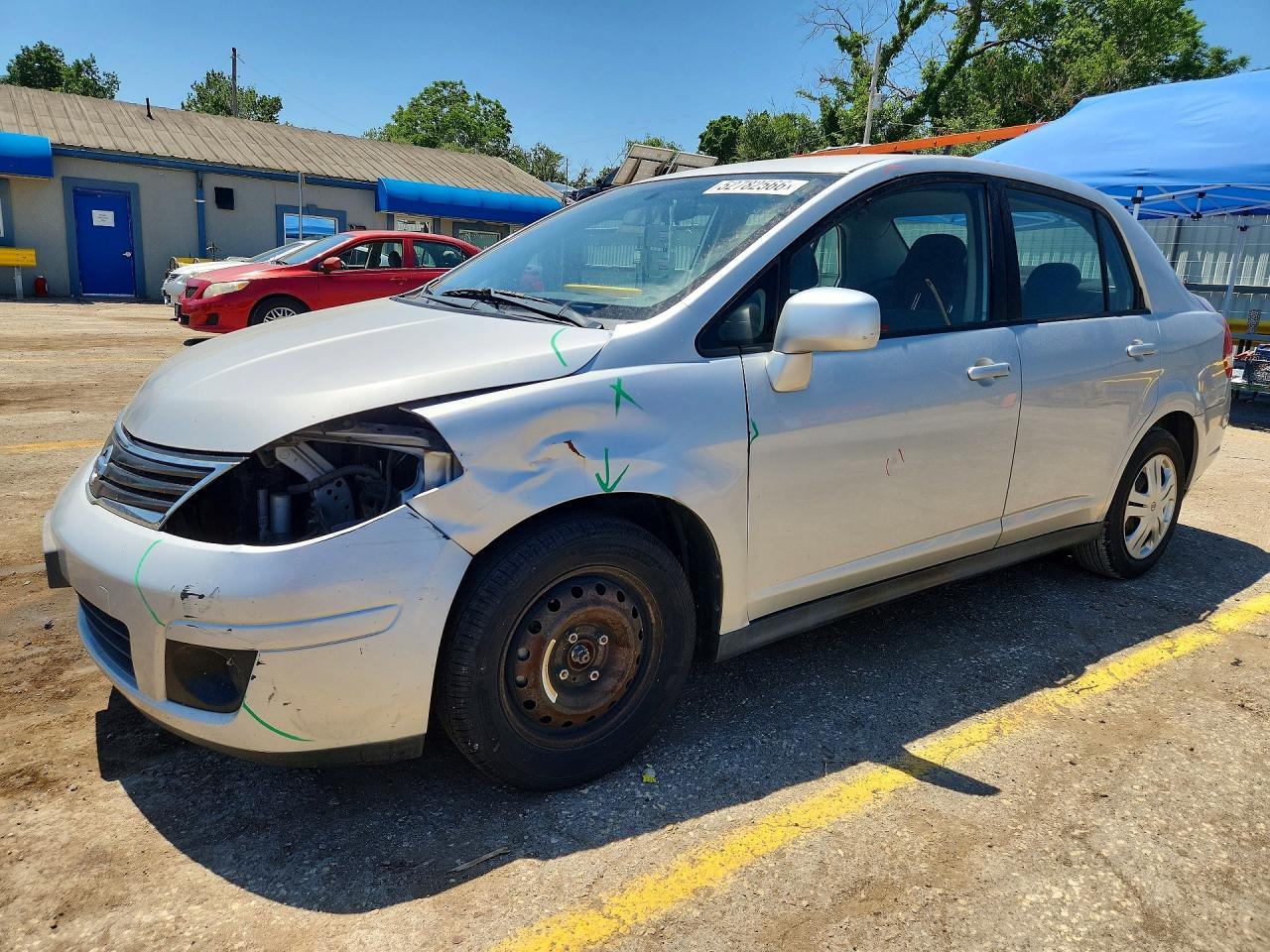 2011 NISSAN VERSA