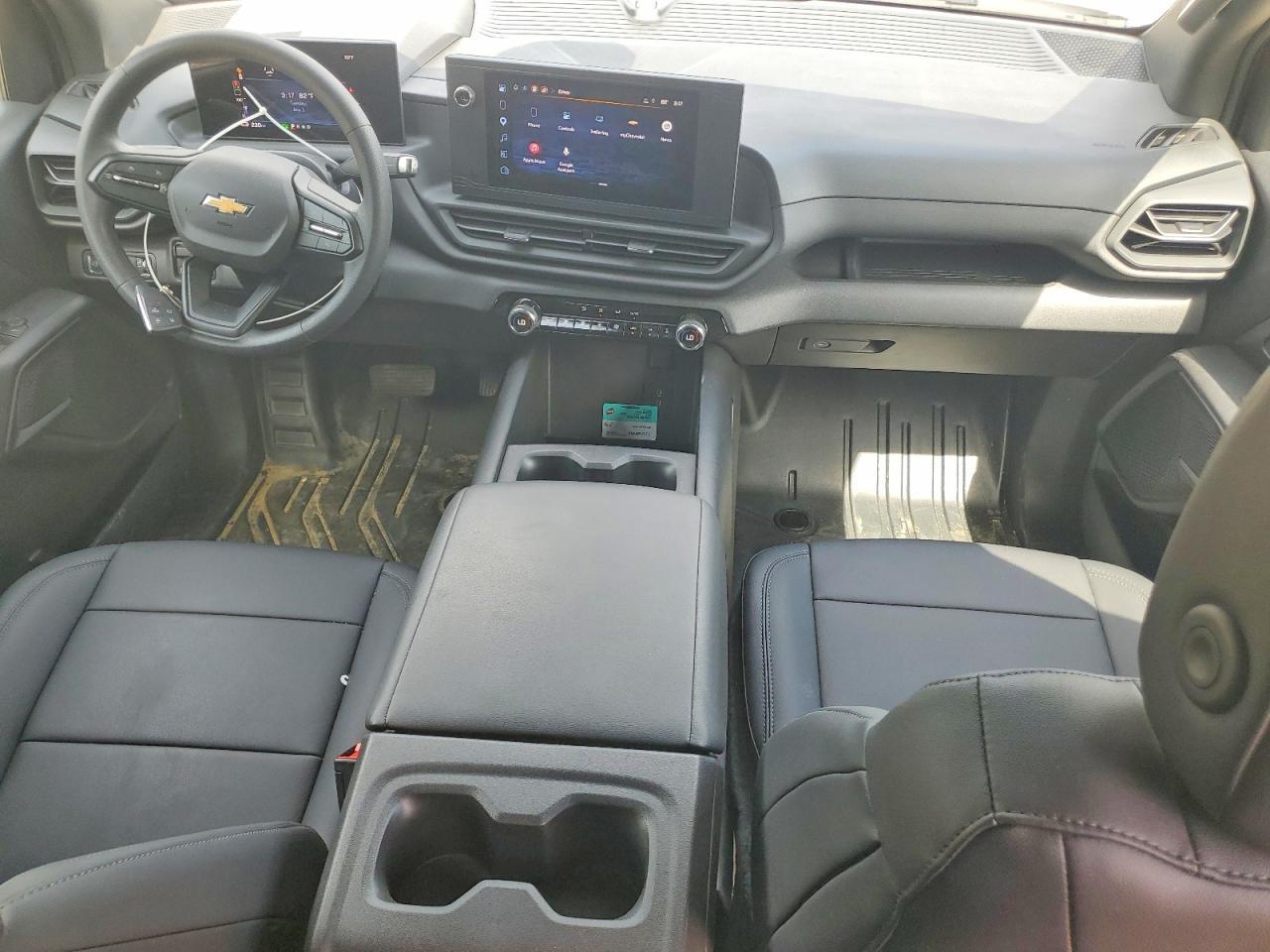 2025 CHEVROLET Silverado