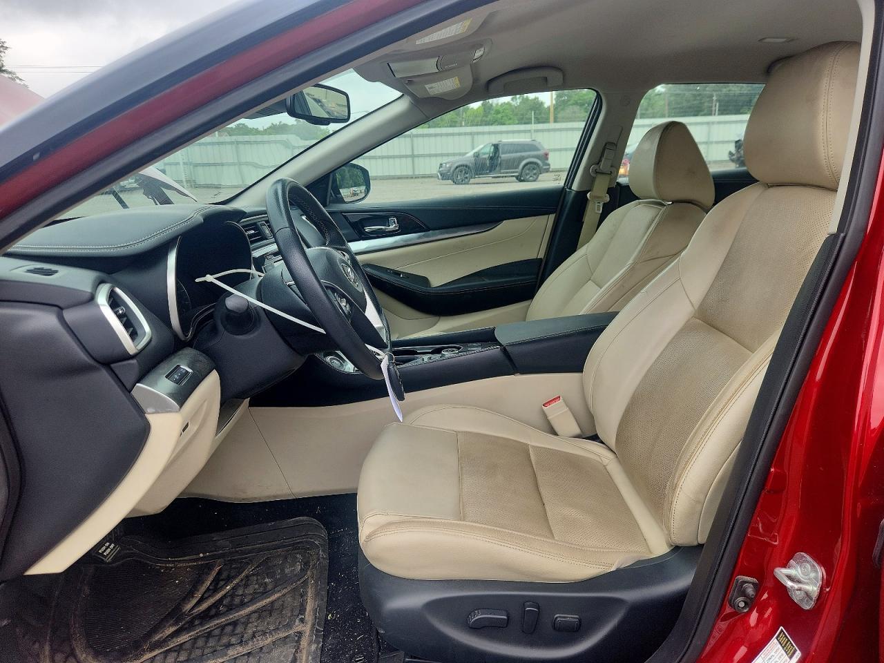 2022 NISSAN Maxima