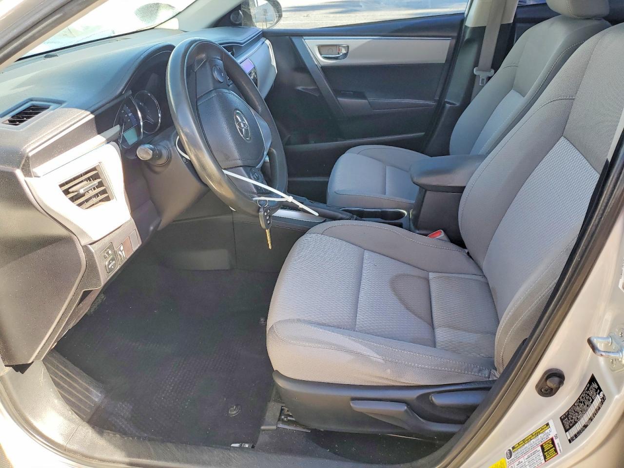 2015 TOYOTA COROLLA