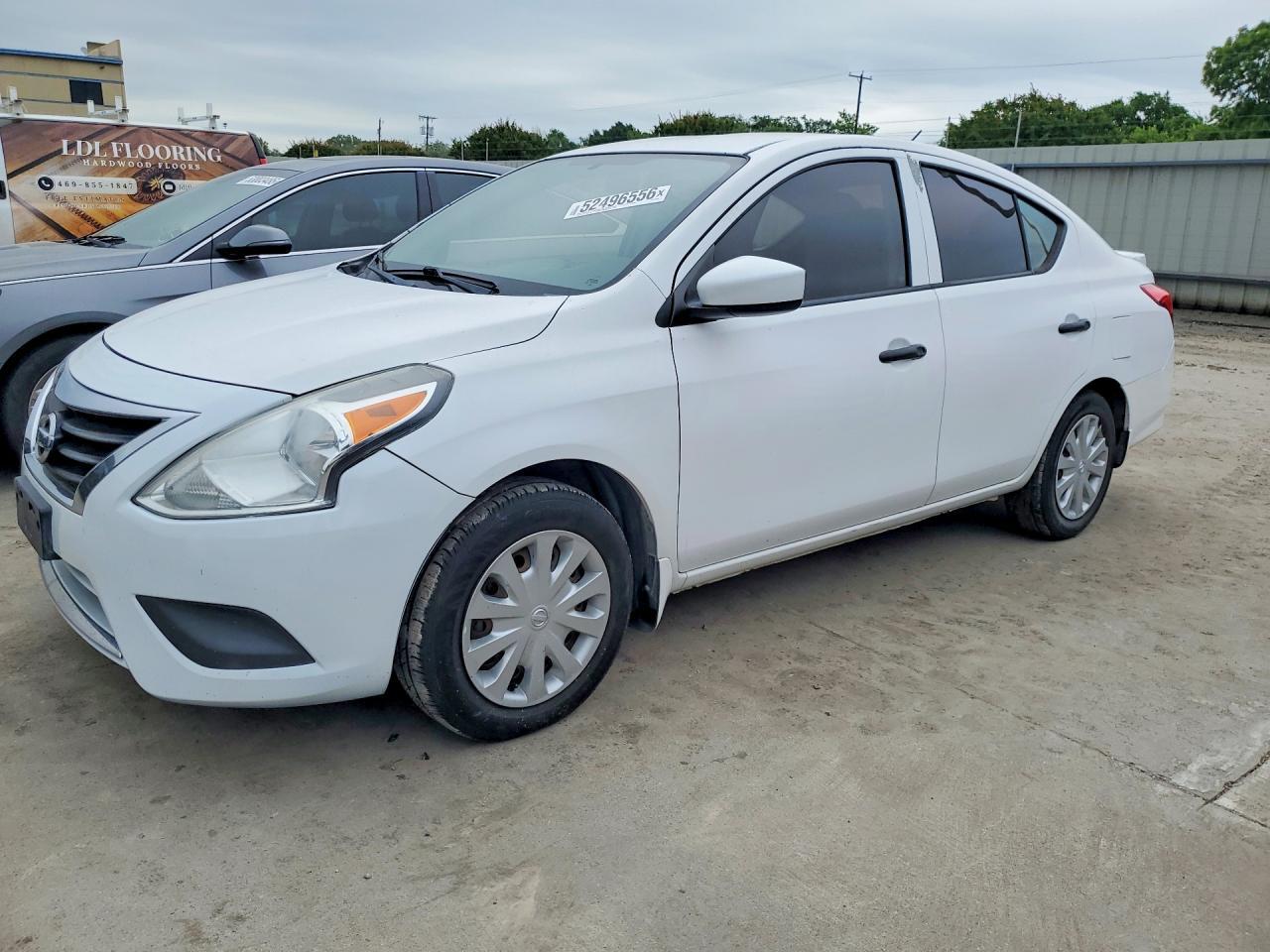 2017 NISSAN VERSA