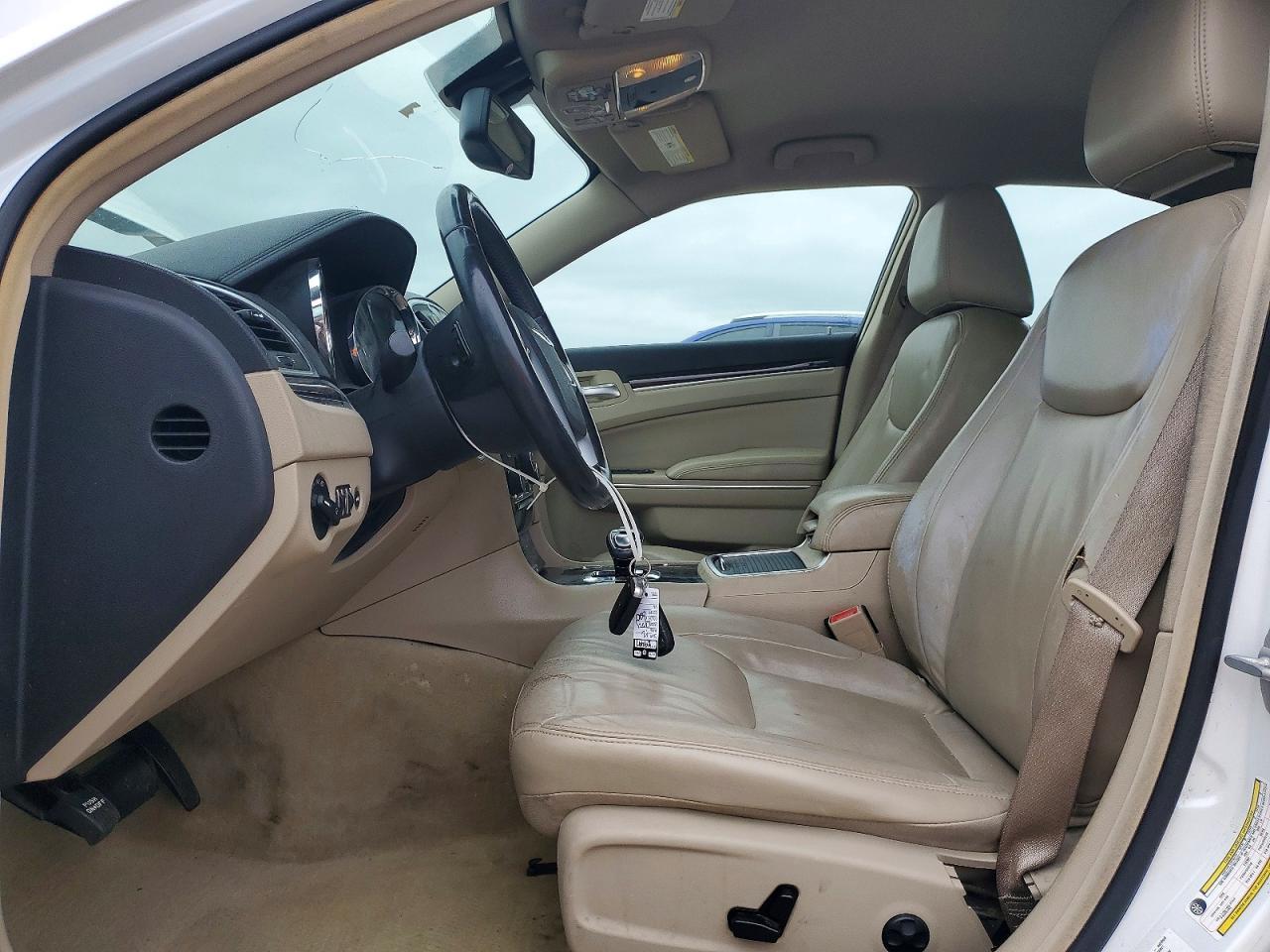 2012 CHRYSLER 300