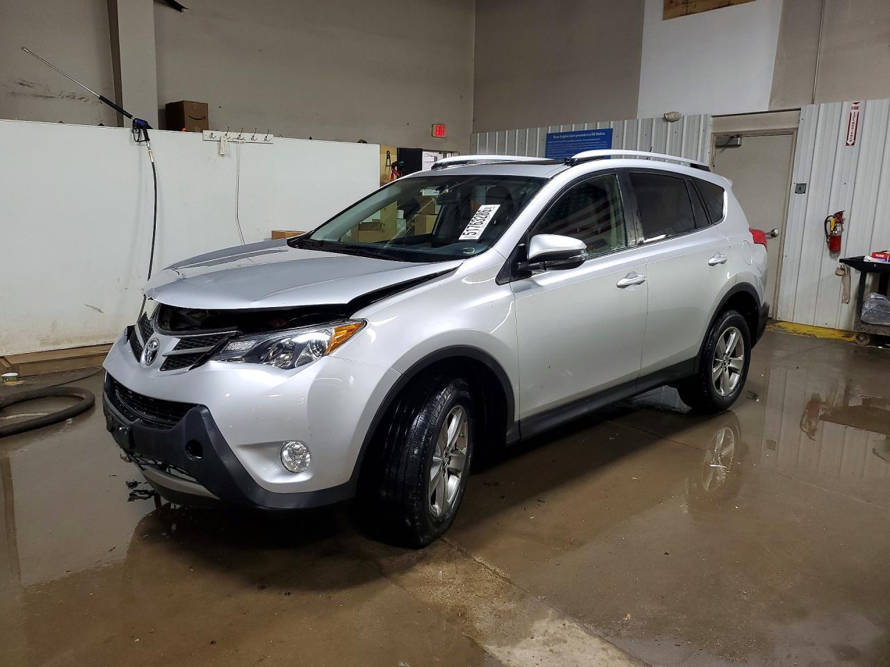 2015 TOYOTA RAV4