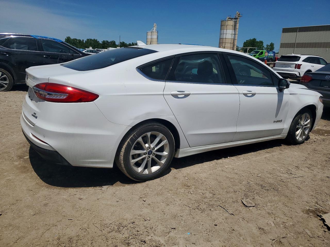 2019 FORD FUSION