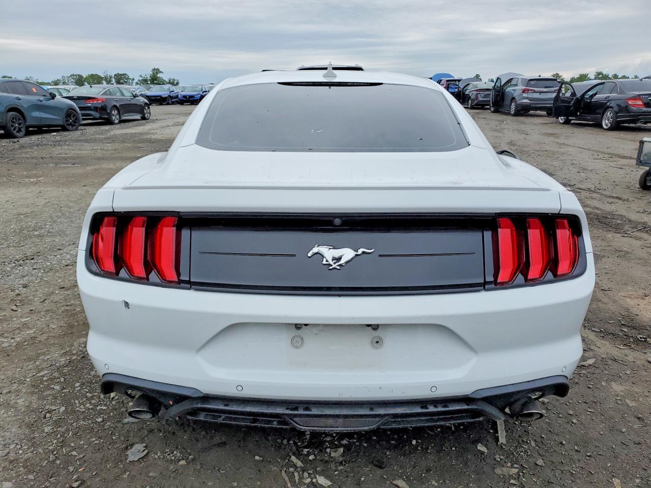 2022 FORD MUSTANG