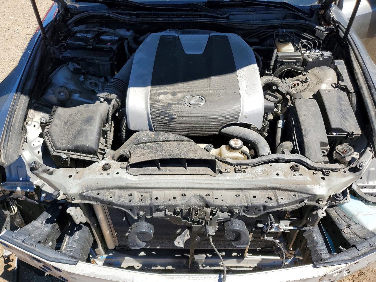 2018 LEXUS IS 300
