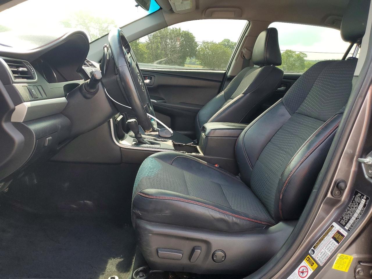 2015 TOYOTA CAMRY