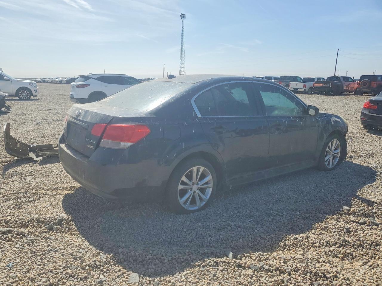2014 SUBARU Legacy