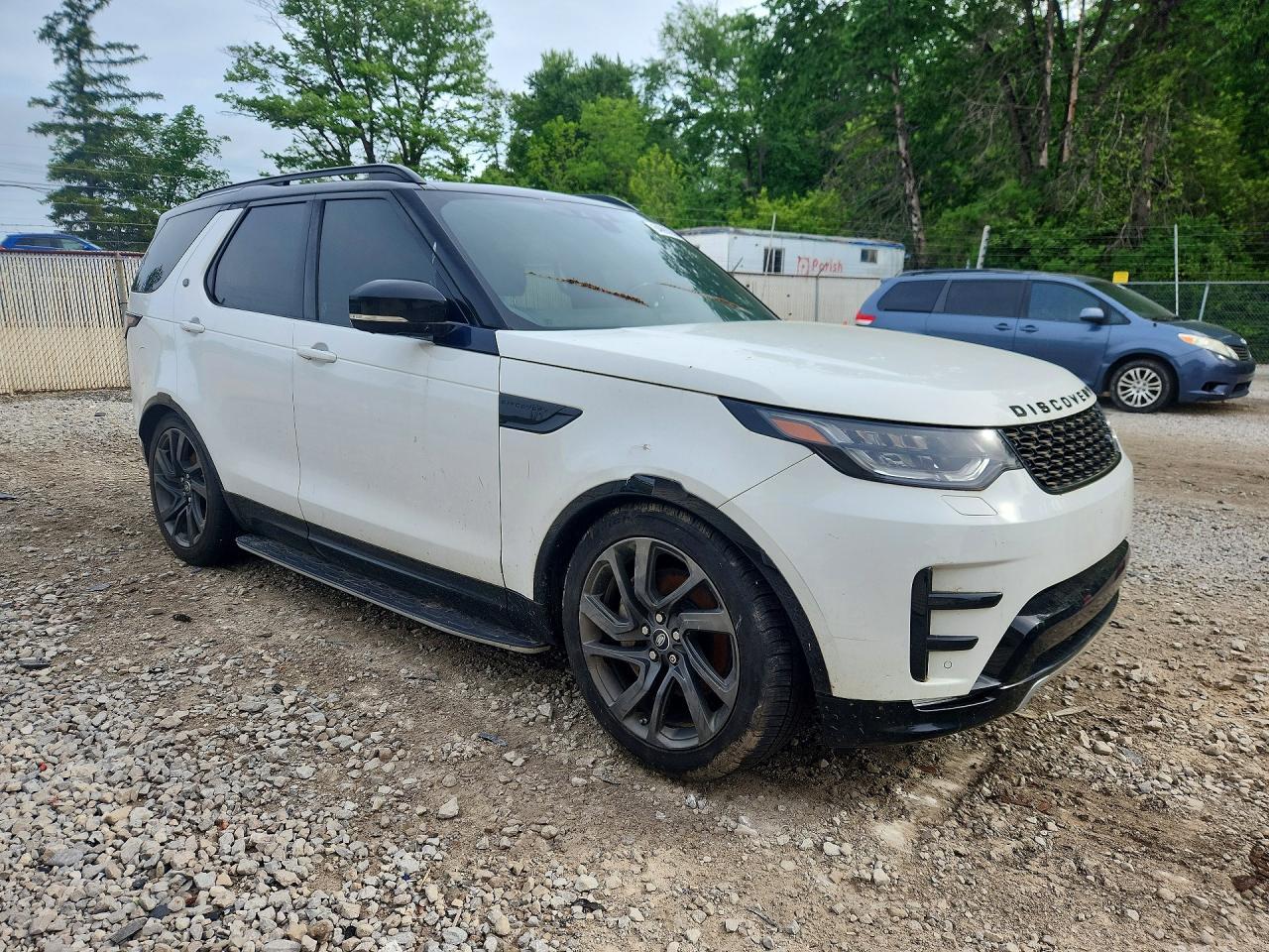 2018 LAND ROVER Discovery
