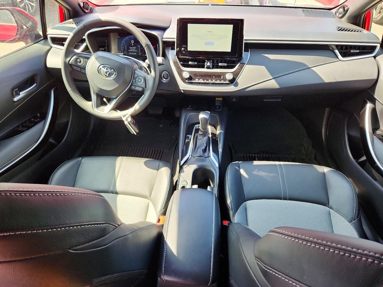 2025 TOYOTA COROLLA