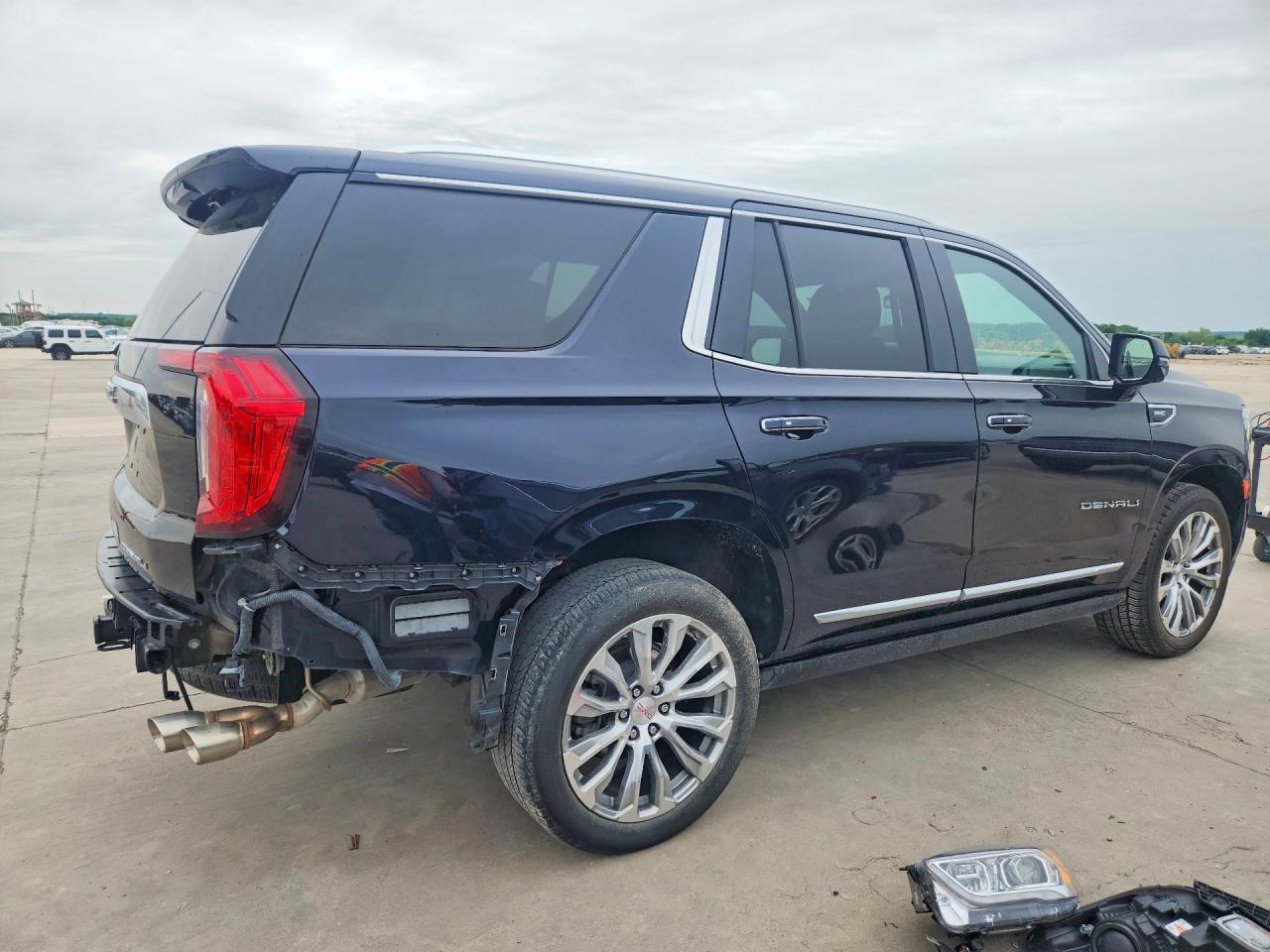 2023 GMC Yukon