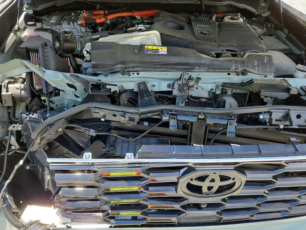 2024 TOYOTA Sequoia