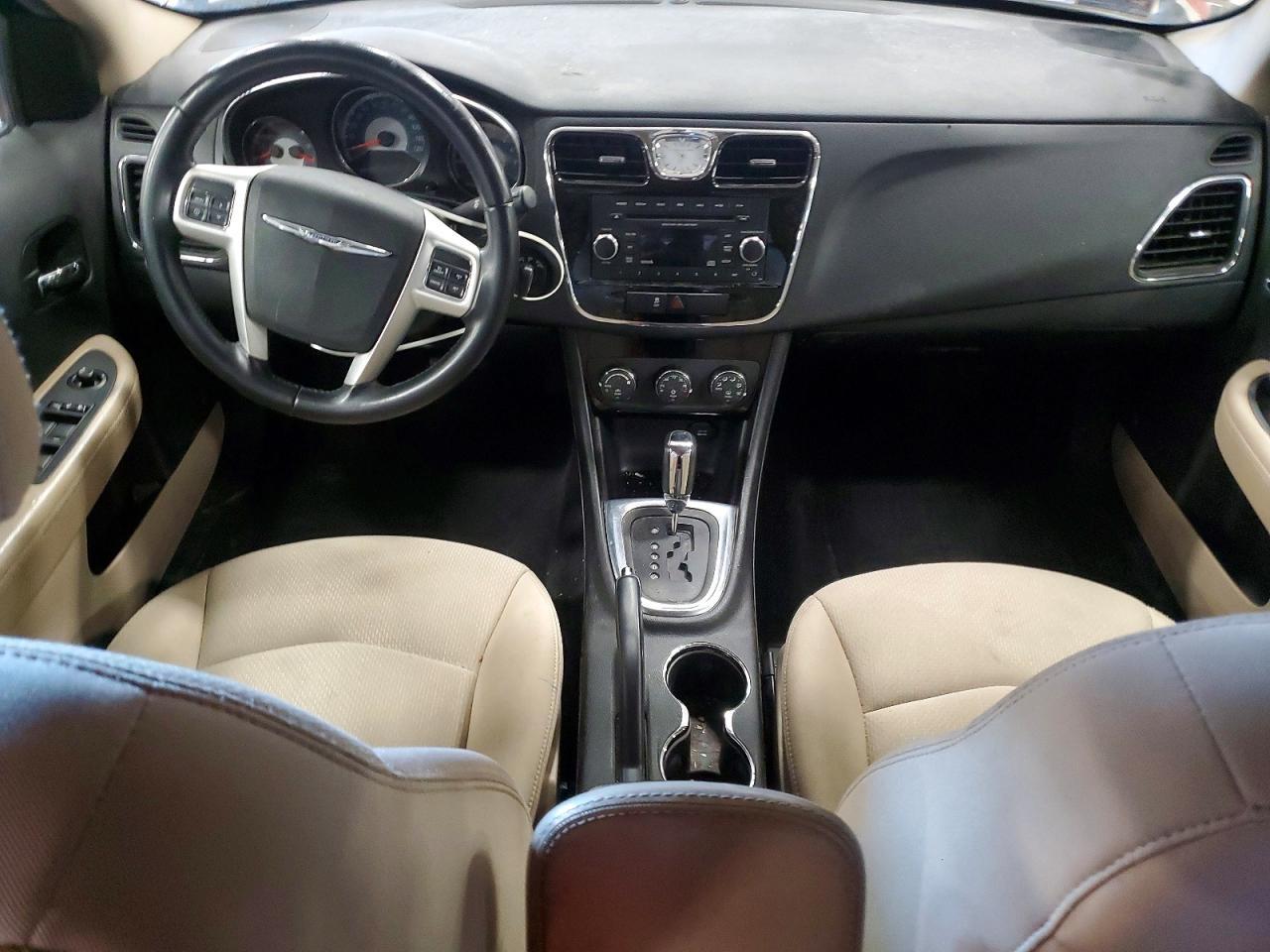 2014 CHRYSLER 200