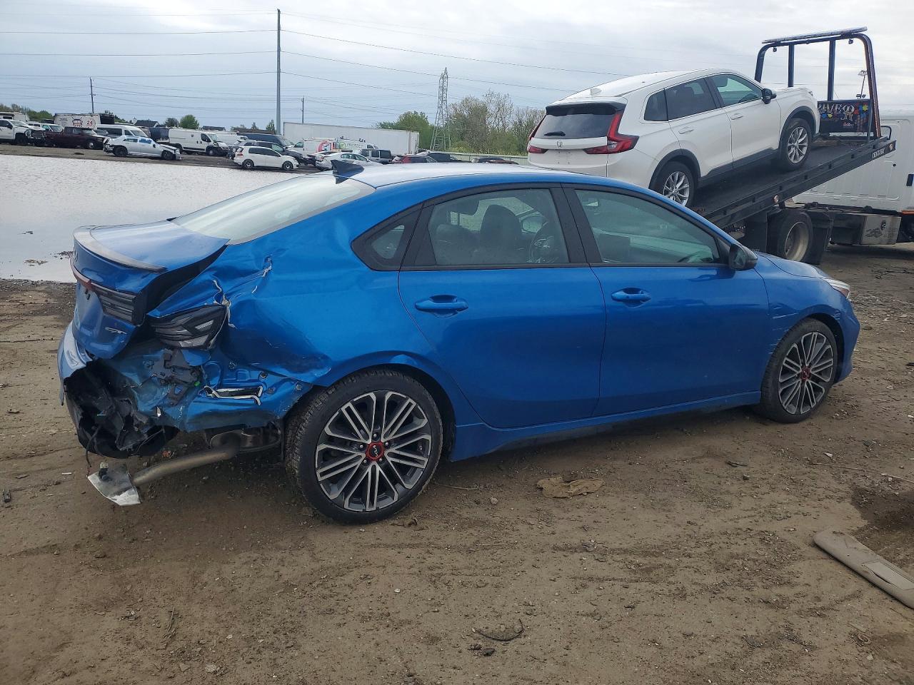 2023 KIA FORTE